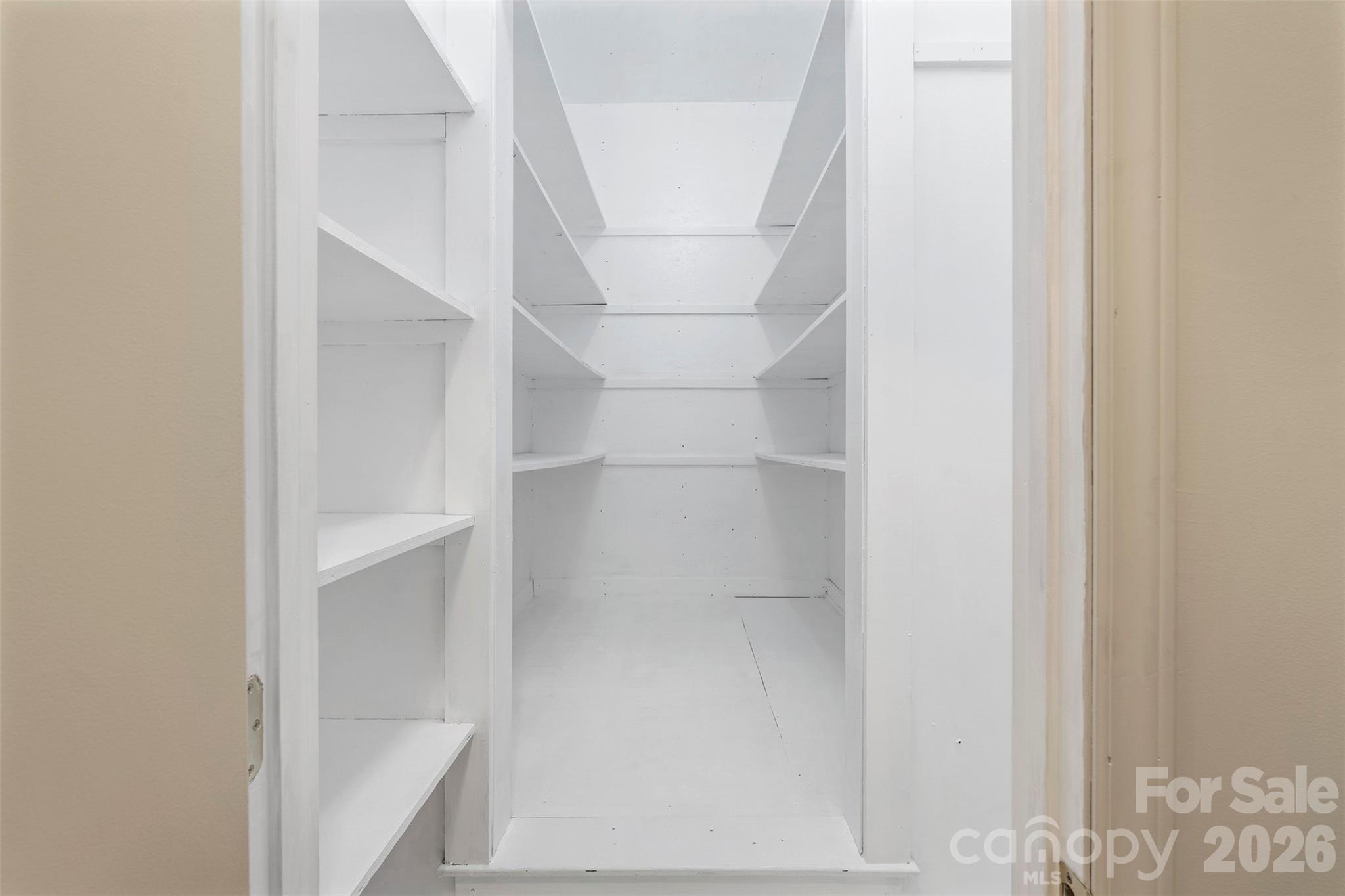 Country Valley - Residential