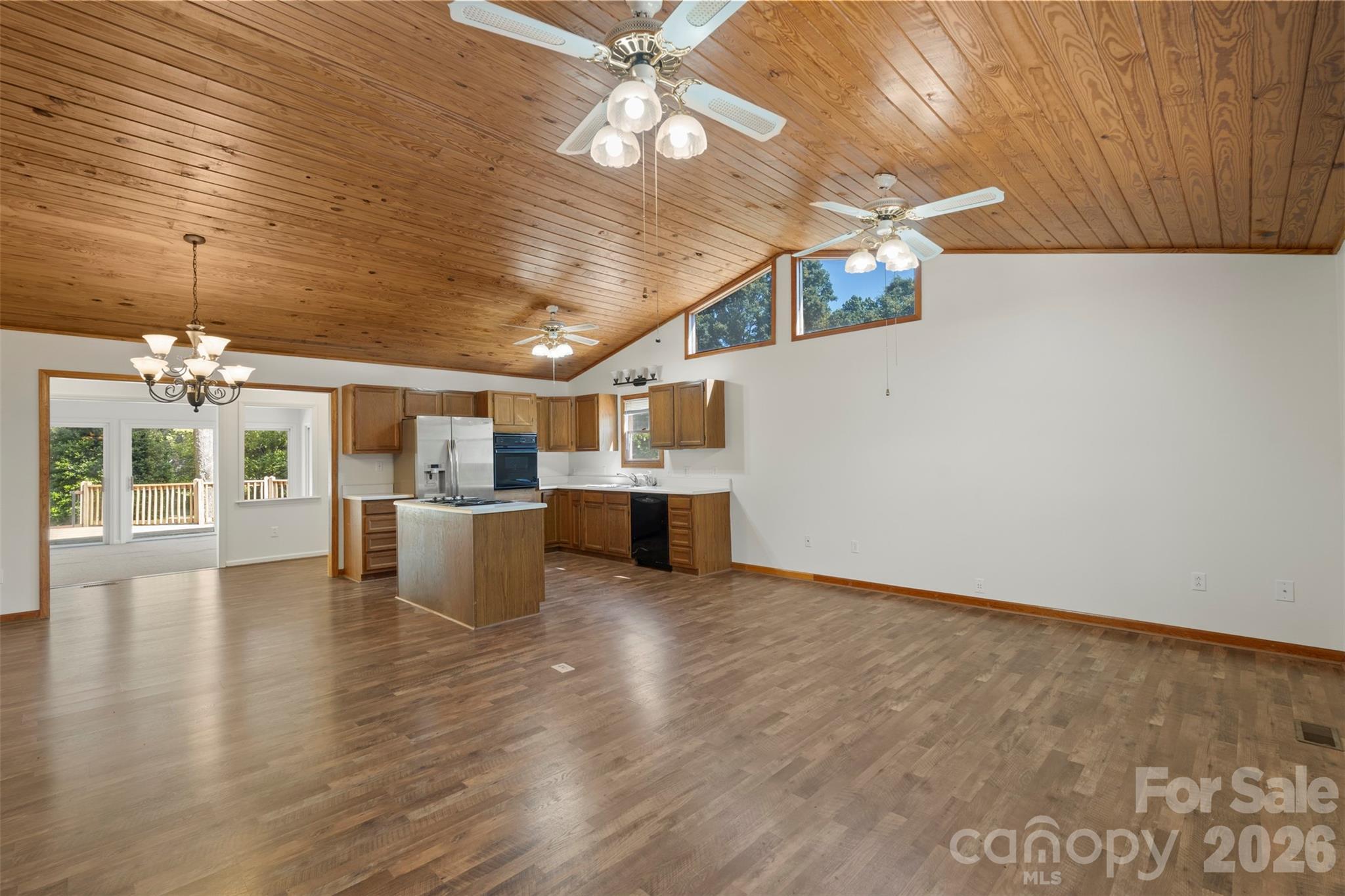 Country Valley - Residential