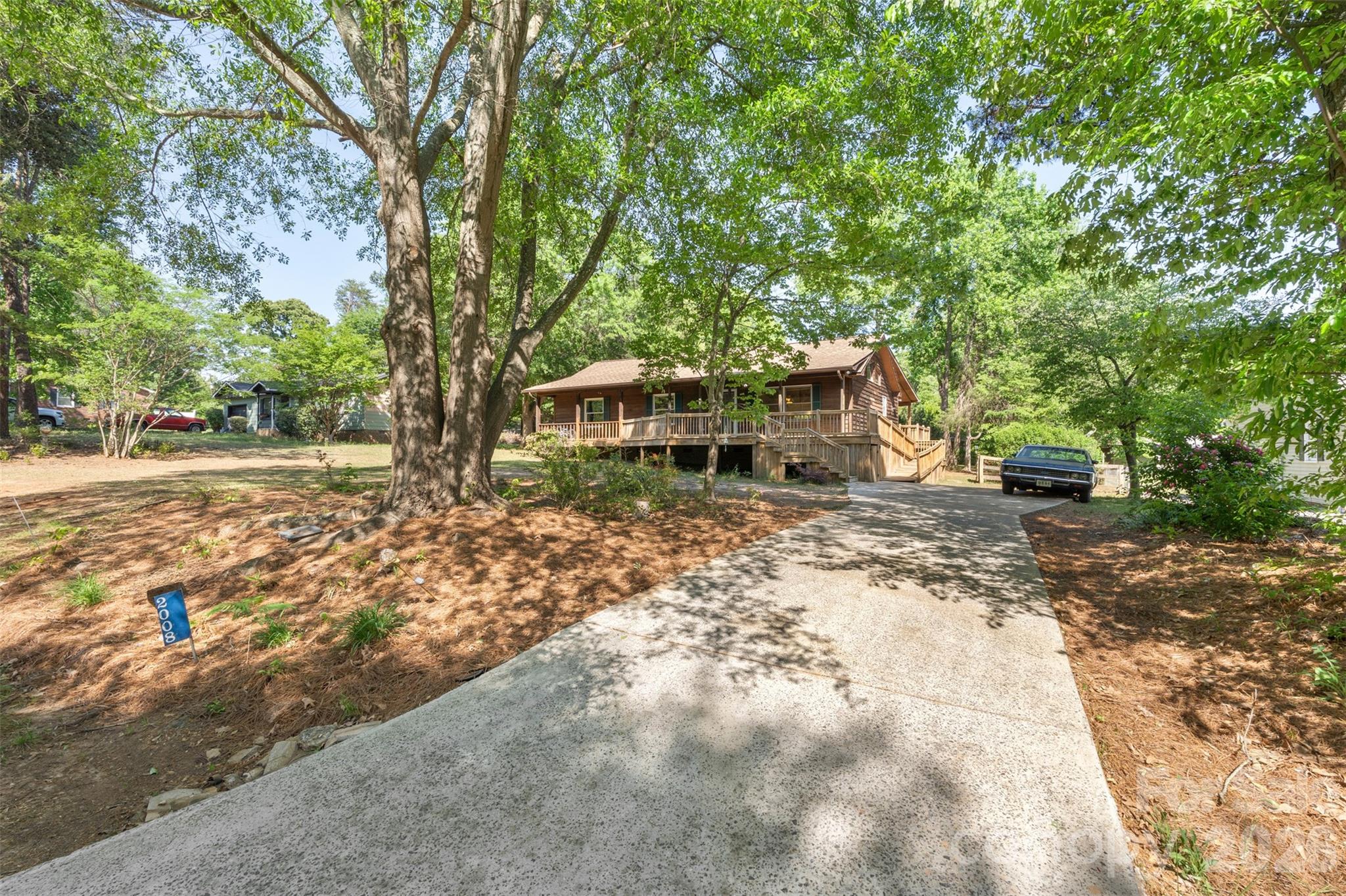 Country Valley - Residential