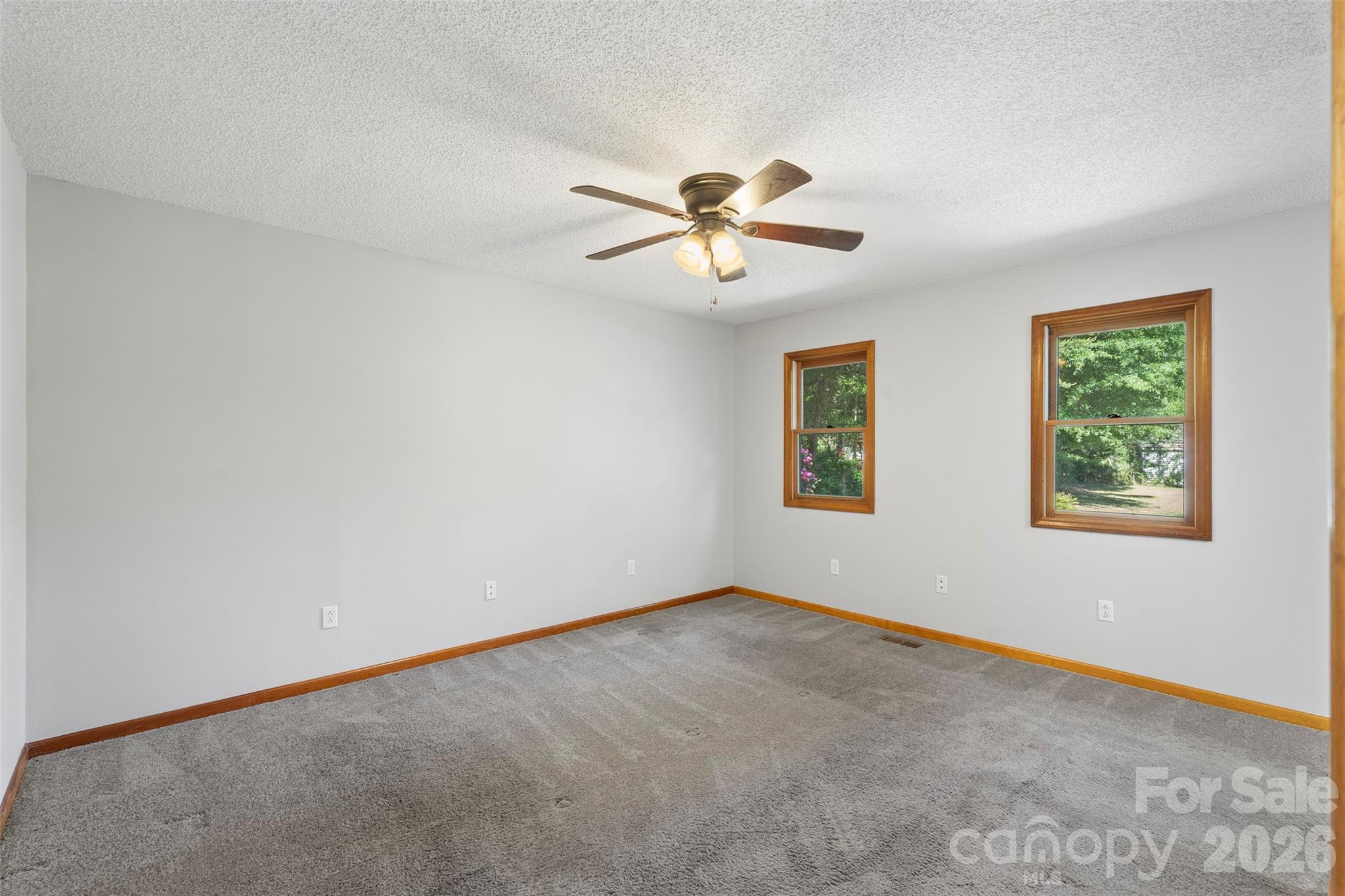 Country Valley - Residential