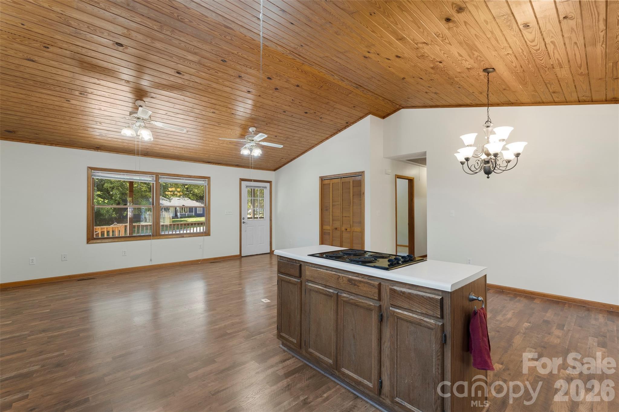 Country Valley - Residential