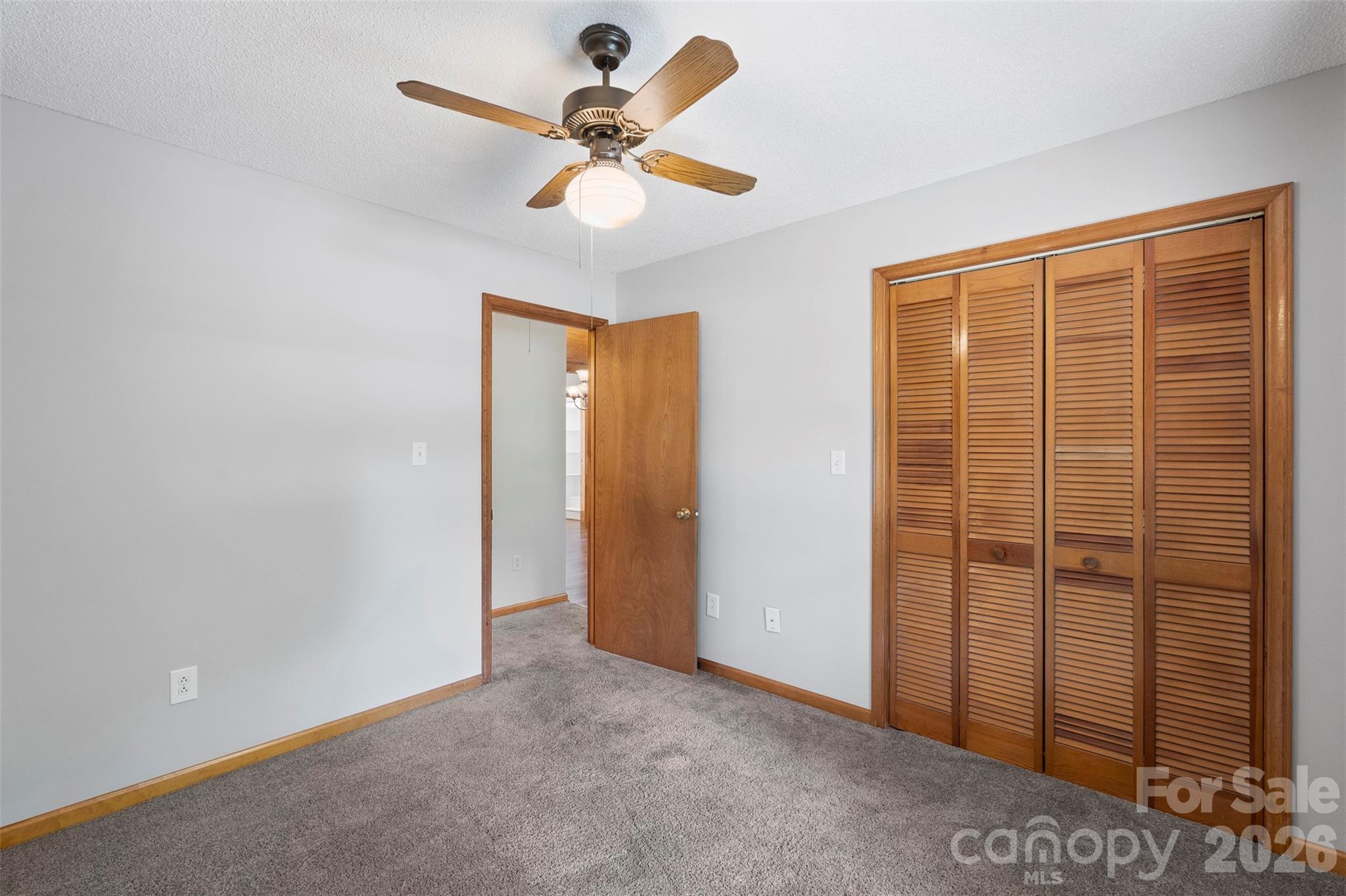 Country Valley - Residential