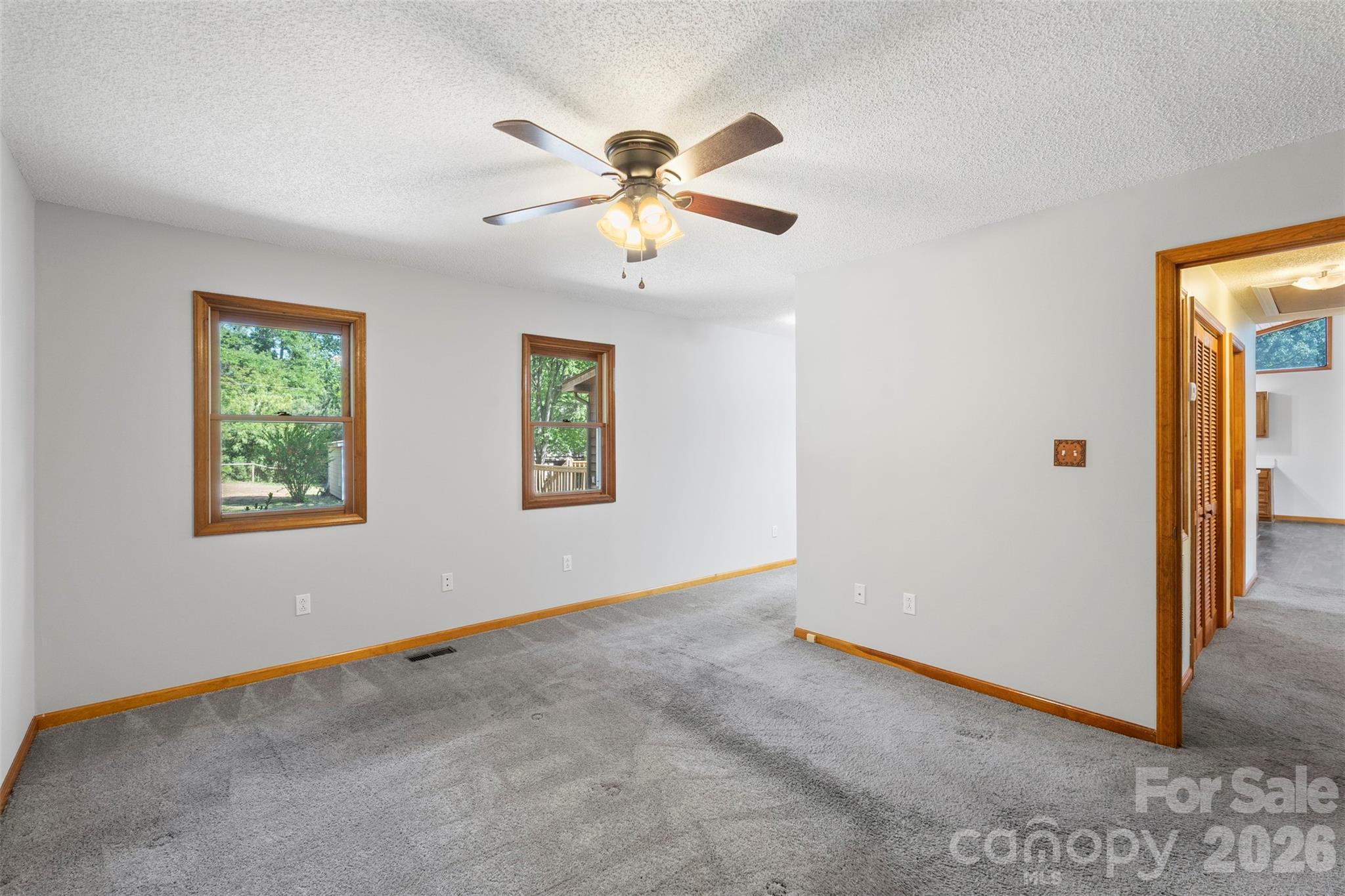 Country Valley - Residential