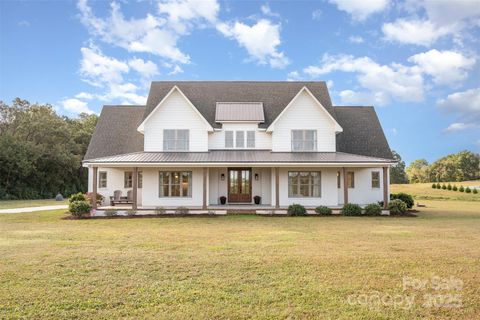 Photo of 6322 Olive Branch Road, Marshville, NC 28103 (MLS # 4310950)