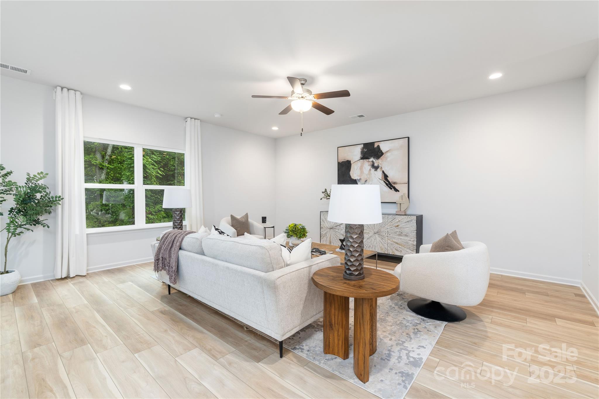 315 E Glendale Avenue