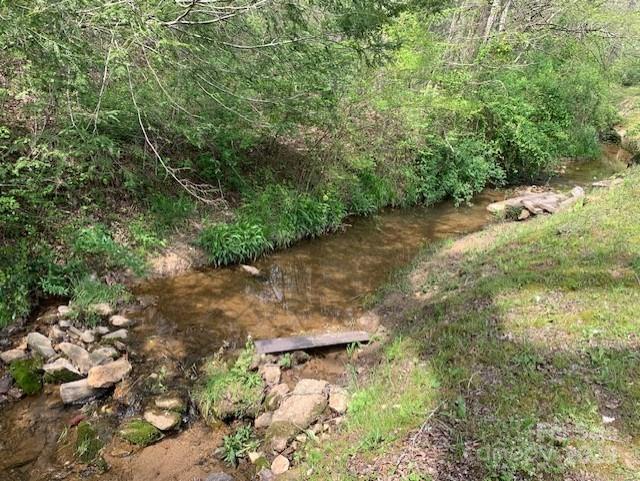 Bryson City, North Carolina 28713, United States, 2 Bedrooms Bedrooms, ,1 BathroomBathrooms,Residential,Under Contract,113423