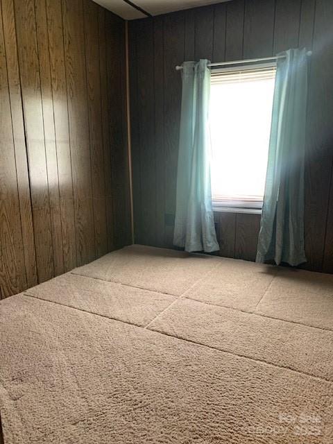 Bryson City, North Carolina 28713, United States, 2 Bedrooms Bedrooms, ,1 BathroomBathrooms,Residential,Under Contract,113423