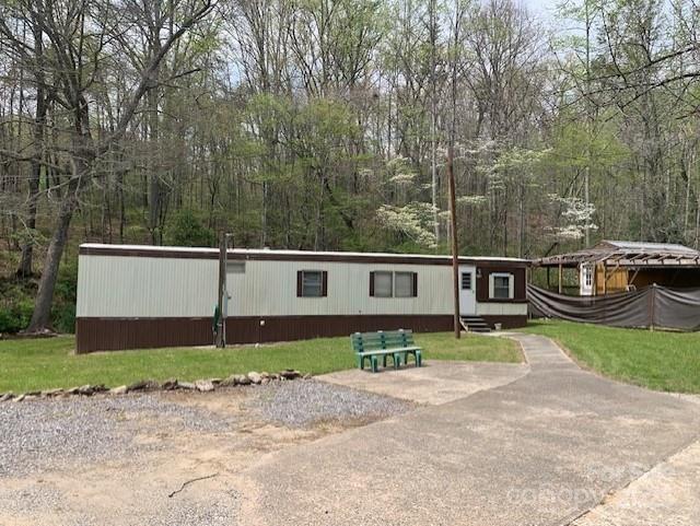 Bryson City, North Carolina 28713, United States, 2 Bedrooms Bedrooms, ,1 BathroomBathrooms,Residential,Under Contract,113423