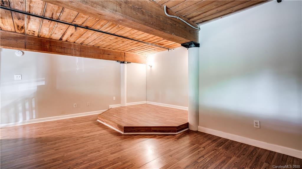 FoxRidge Lofts - Residential