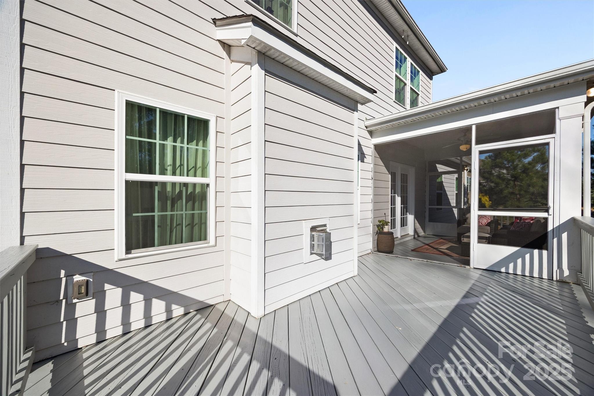 Palm Tree Cove II - Residential