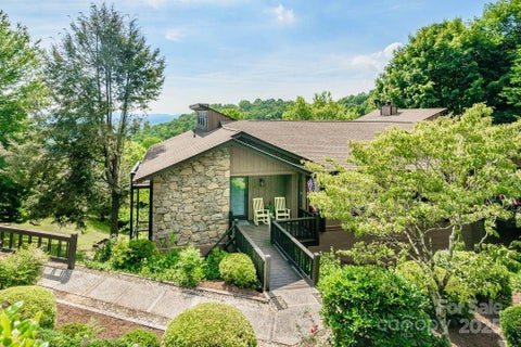 Photo for 153 Country Ridge Road