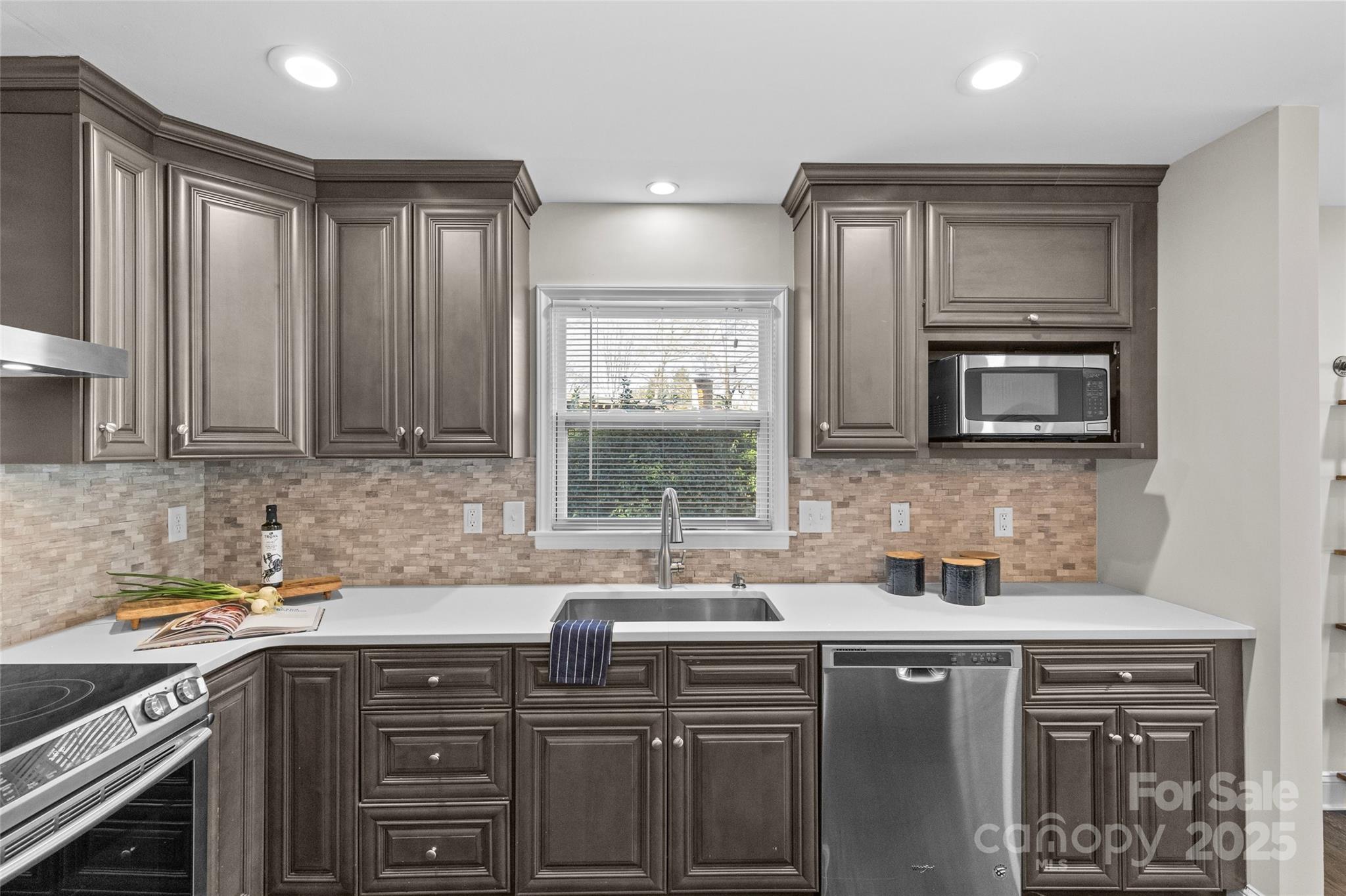 Montclaire - Residential