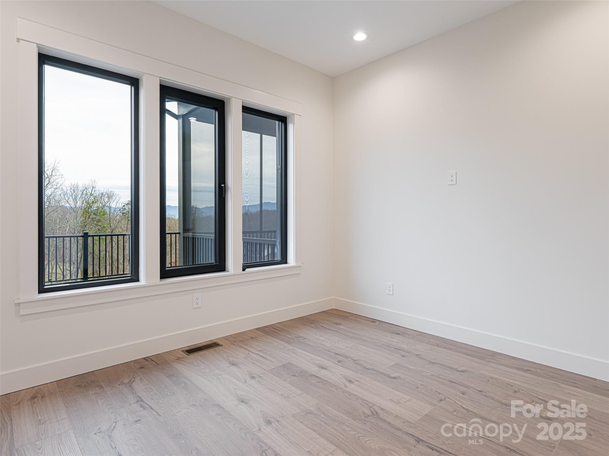 StoneRidge at Hayes Mountain - Residential