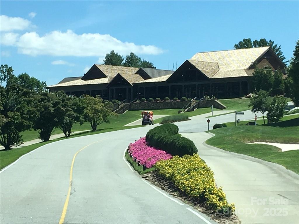 27 Hawk Mountain Road 27
