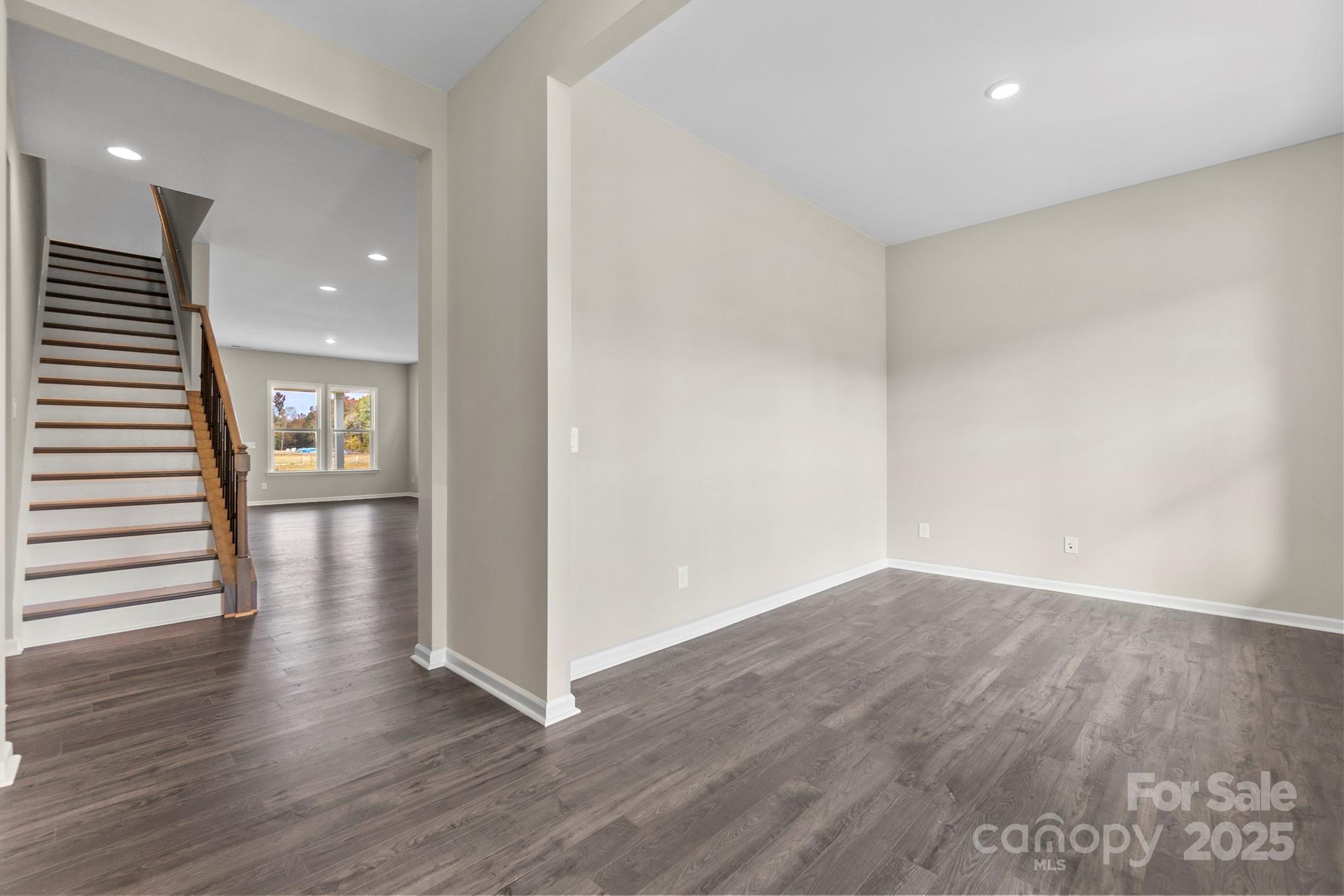 450 Sunharvest Lane
