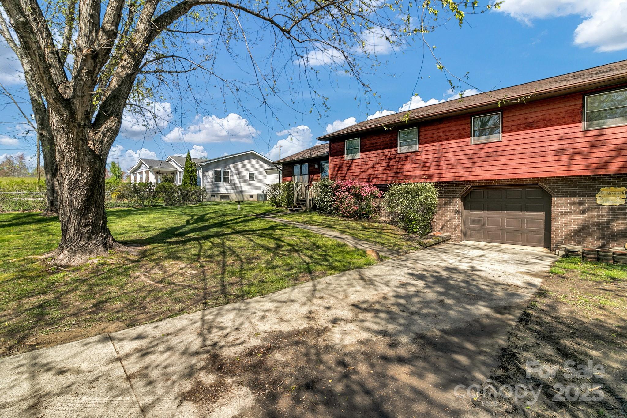 10 Laurel Brook Drive