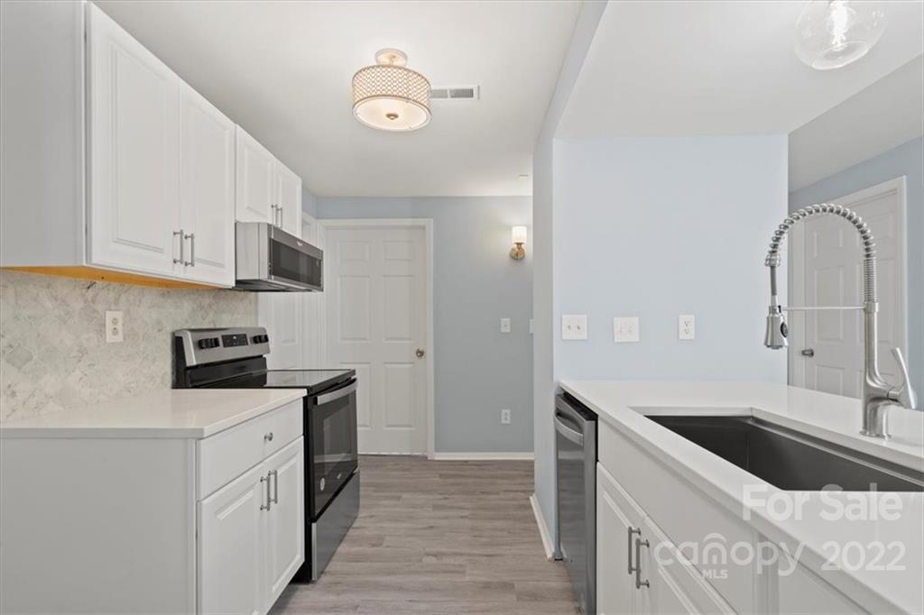 Holly Hill - Residential