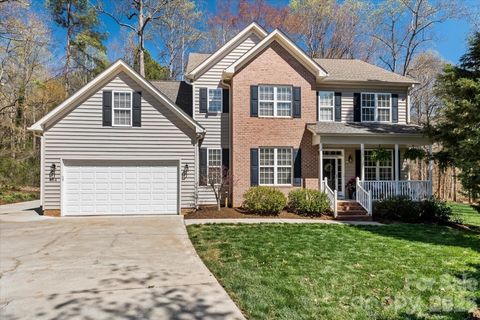 Photo of 434 Catalina Drive, Mooresville, NC 28117 (MLS # 4359697)
