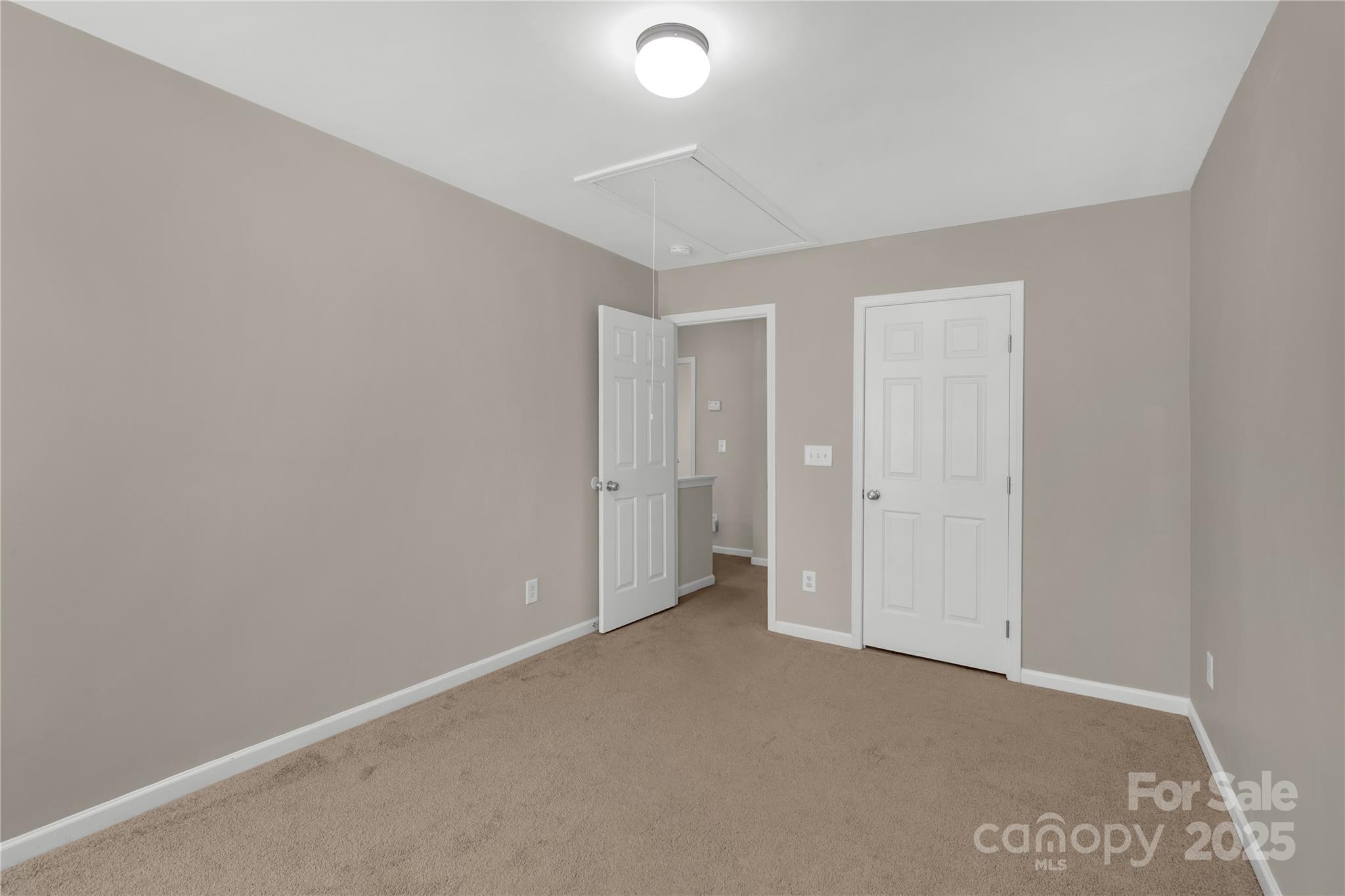 Fairway Townes - Residential