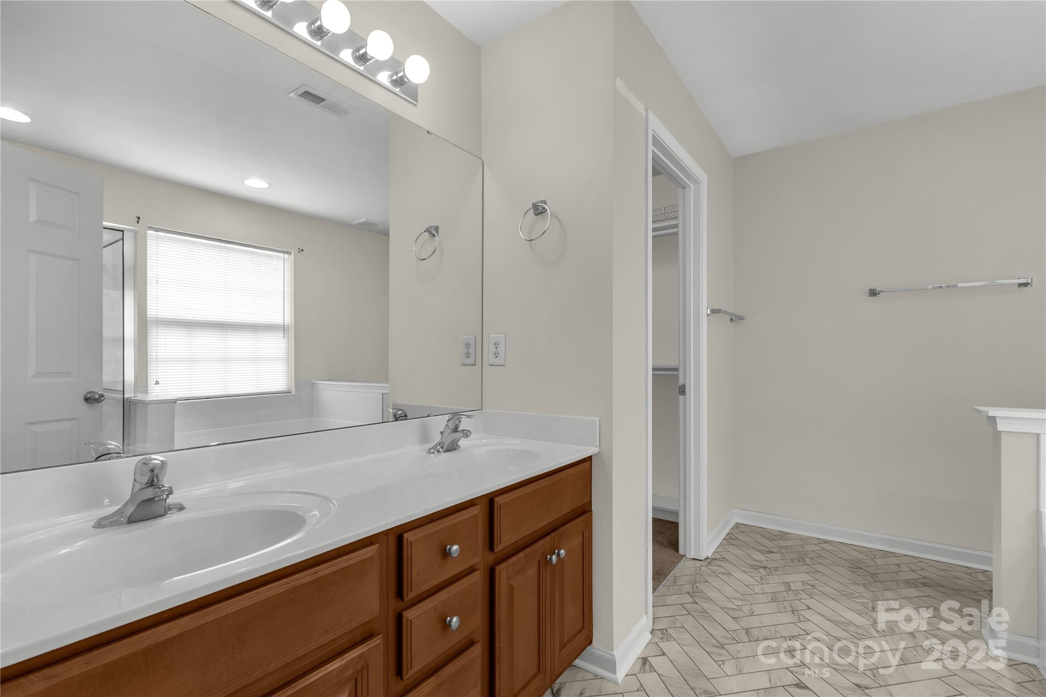 Fairway Townes - Residential