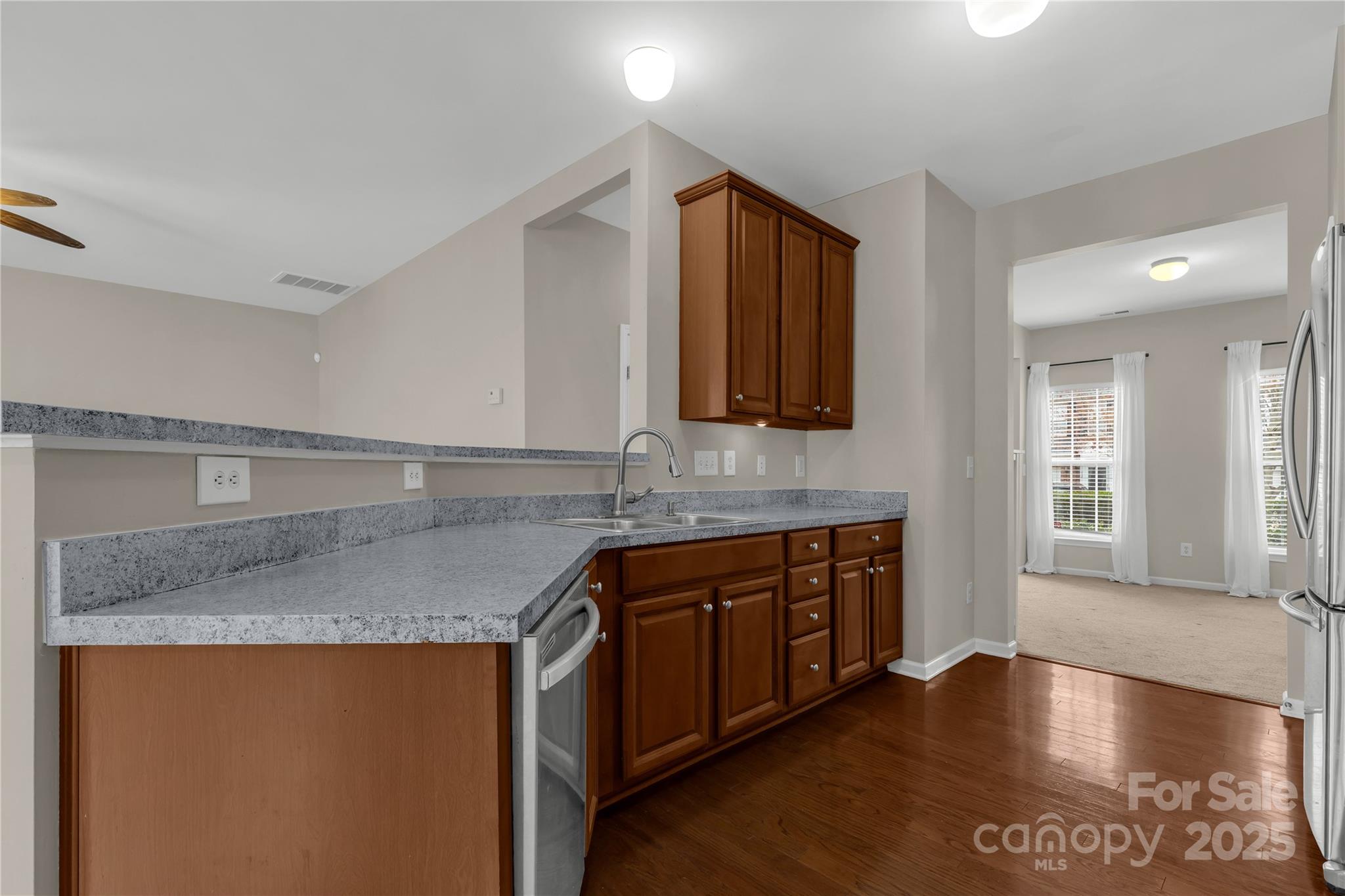 Fairway Townes - Residential