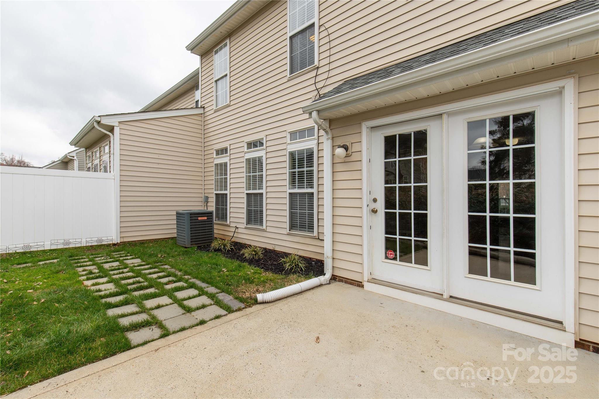 Fairway Townes - Residential