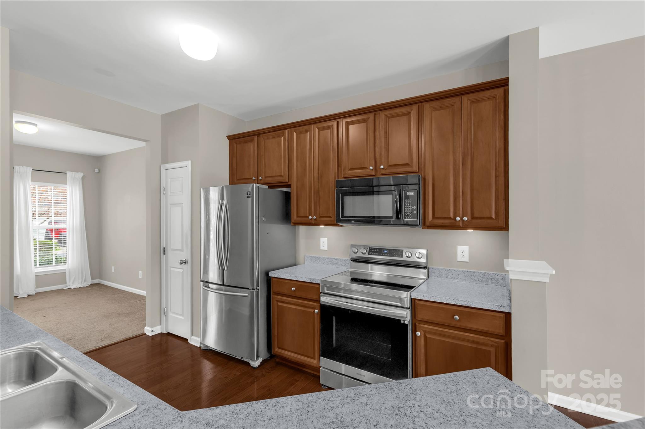 Fairway Townes - Residential