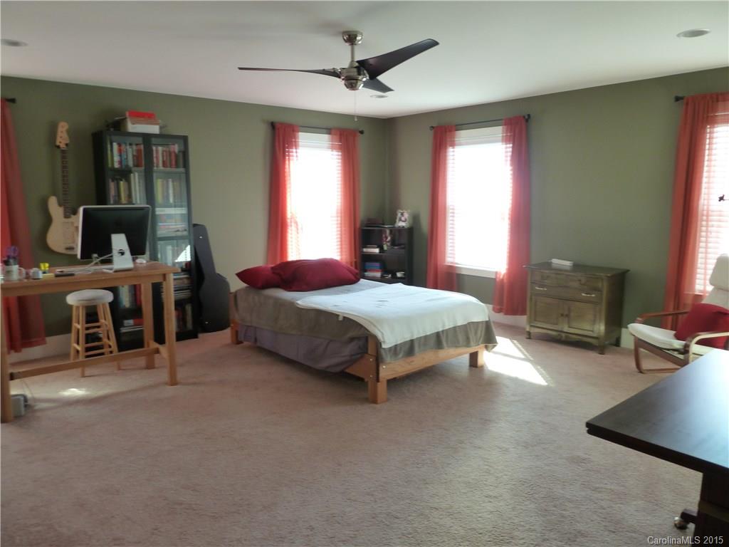 Parkway Crossing - Residential