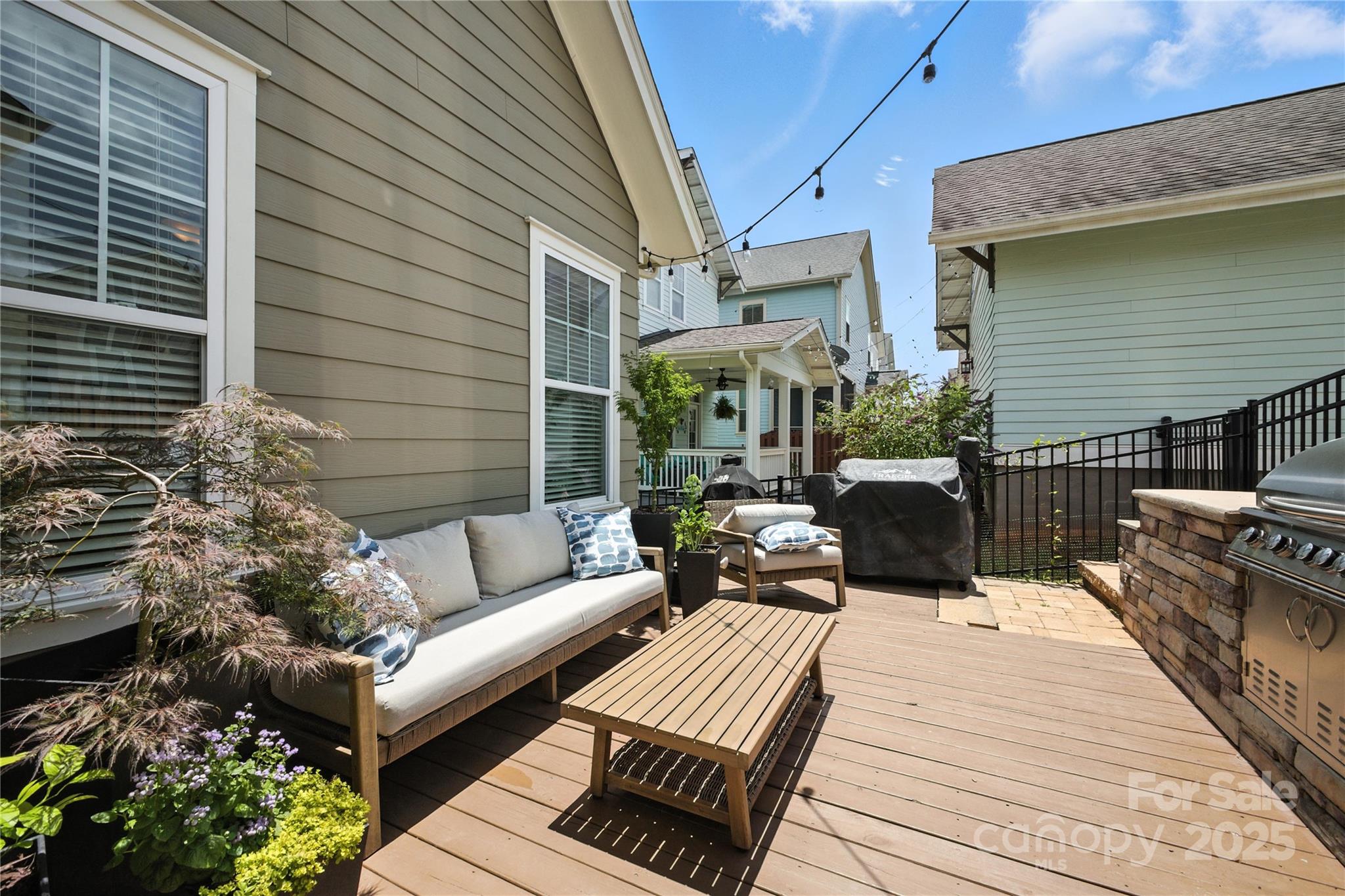 Riverwalk - Residential