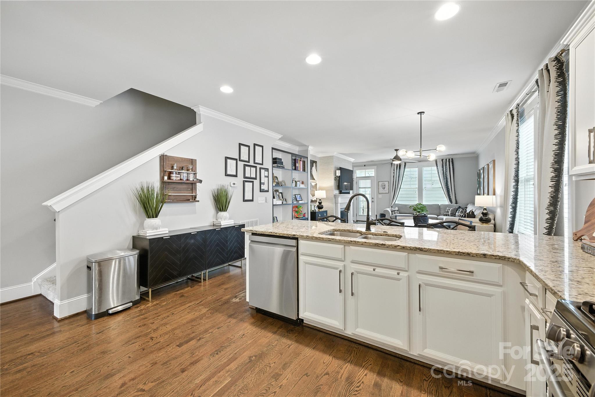 Riverwalk - Residential