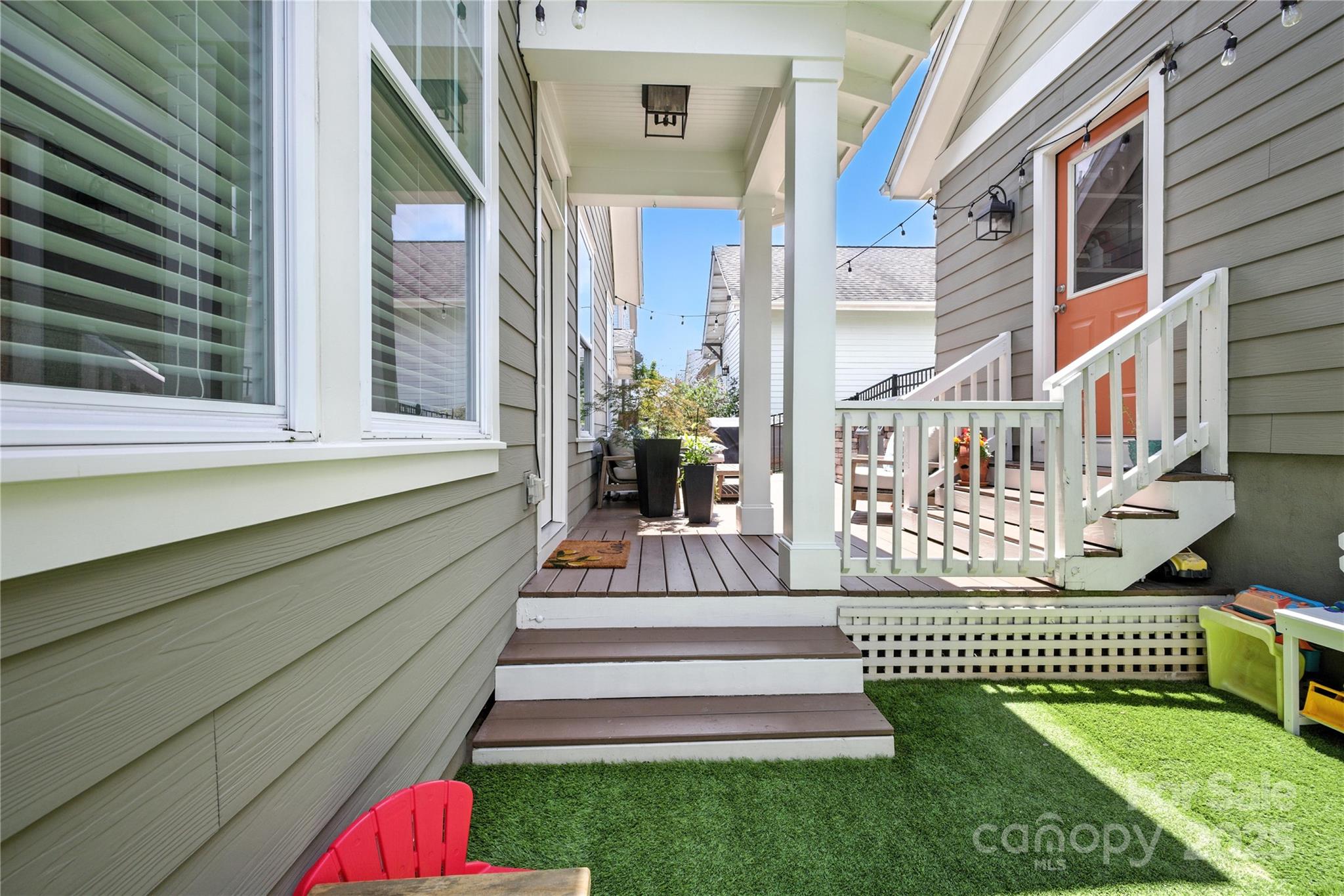 Riverwalk - Residential