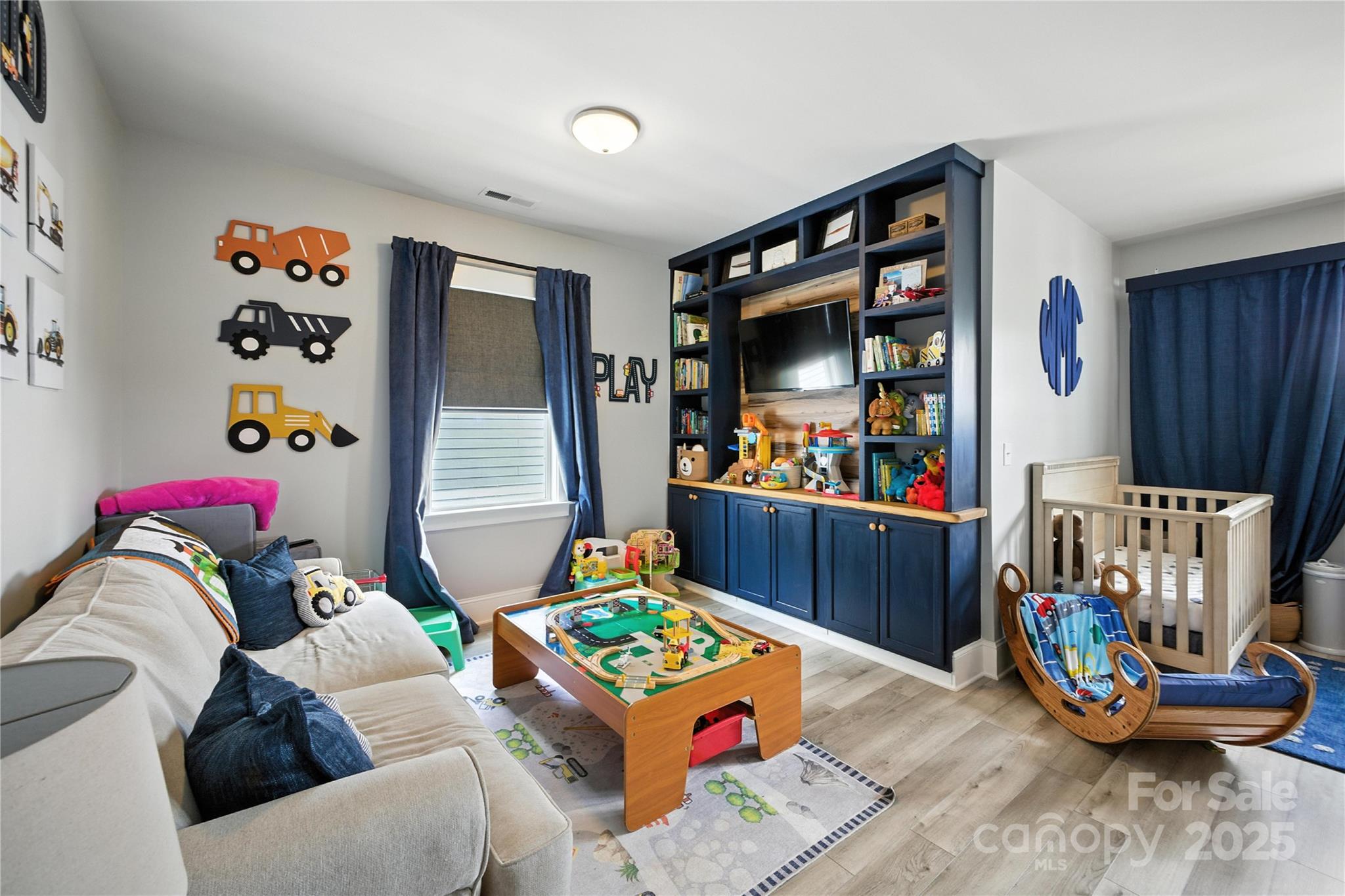 Riverwalk - Residential