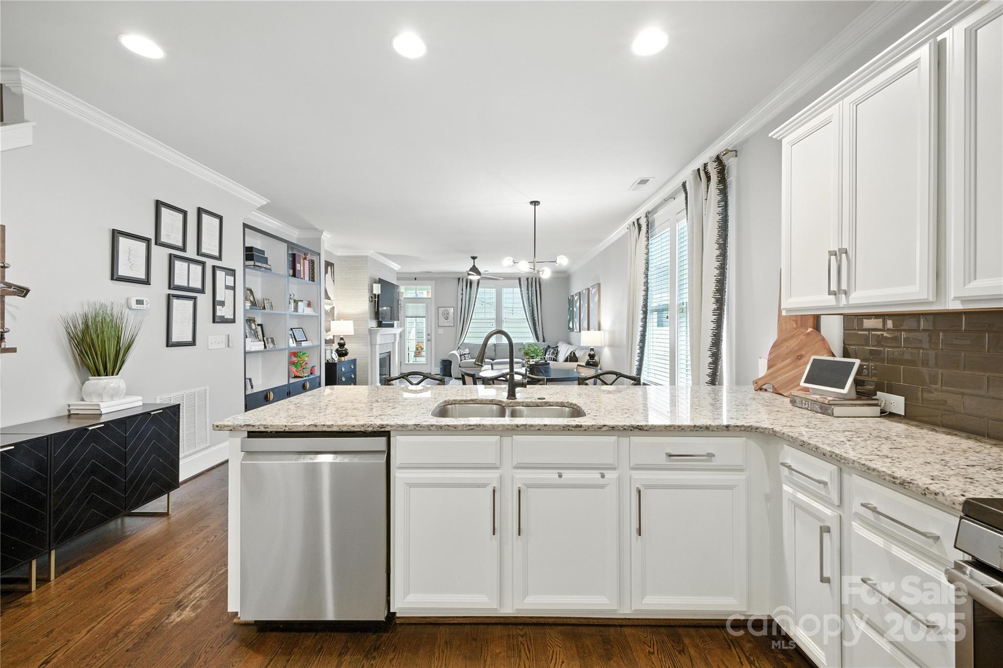 Riverwalk - Residential