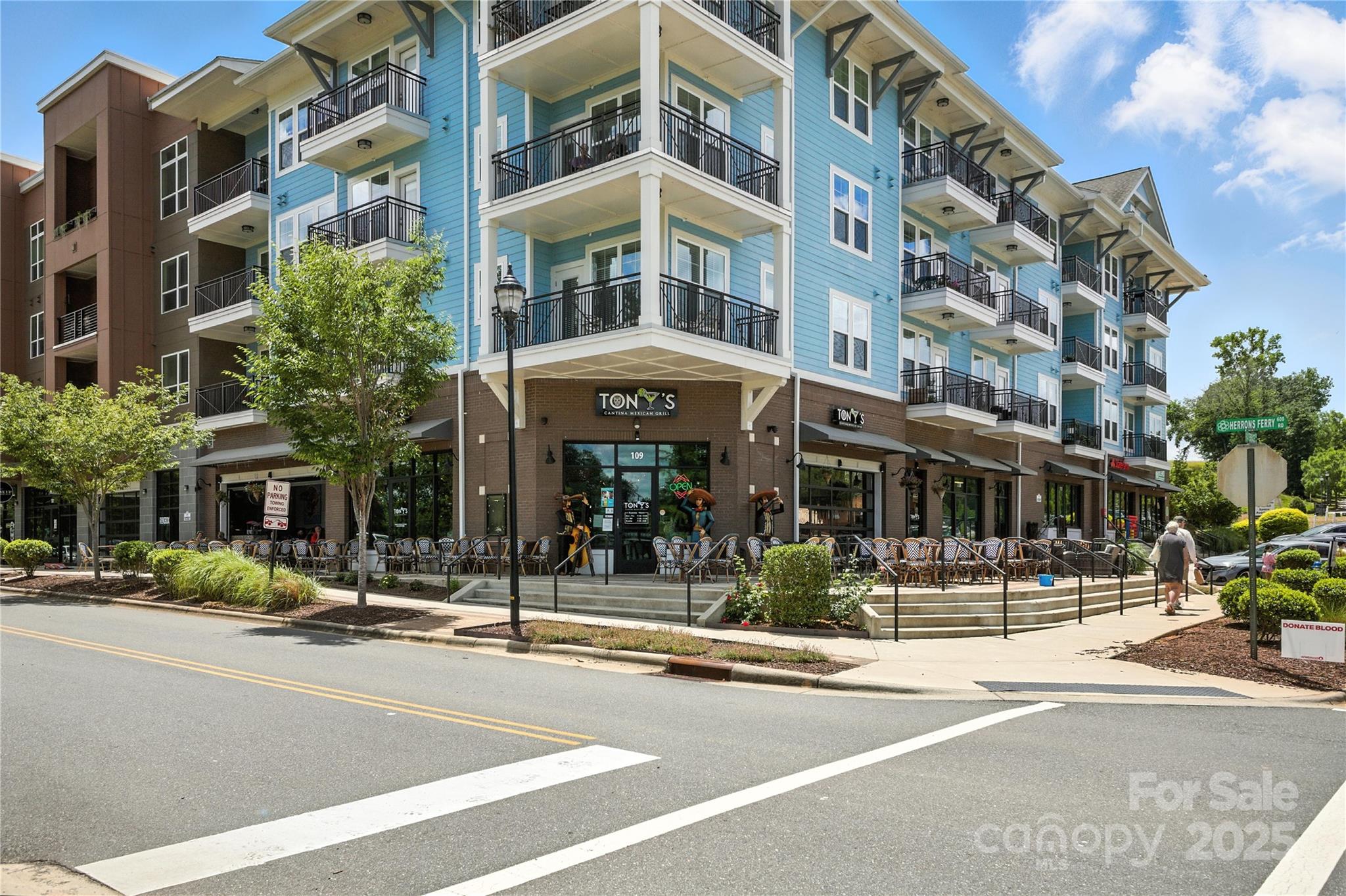 Riverwalk - Residential