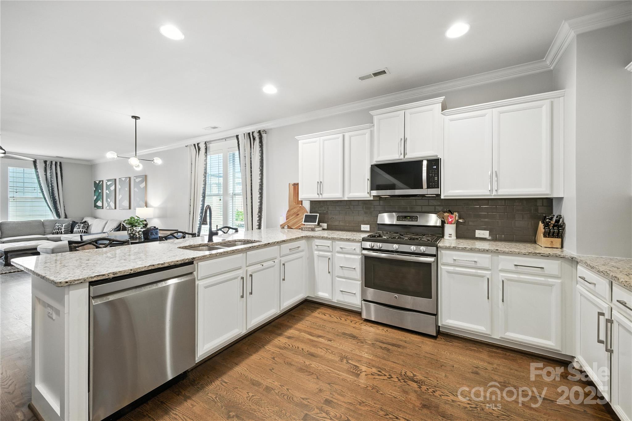 Riverwalk - Residential