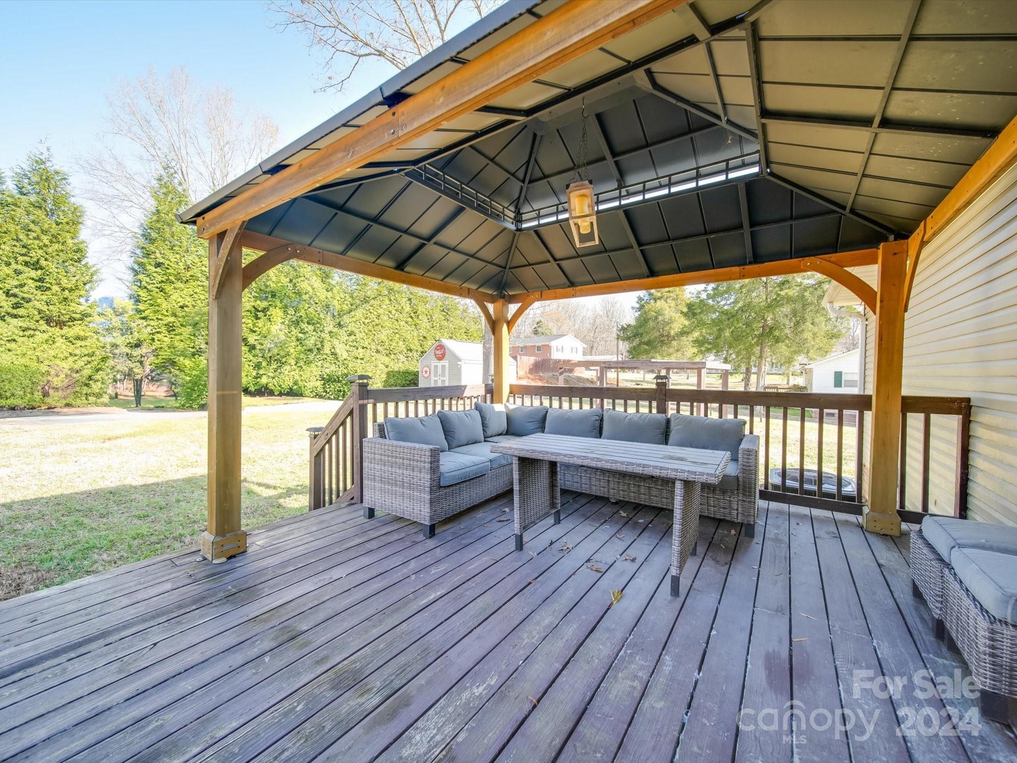 Clover Fork Acres - Residential