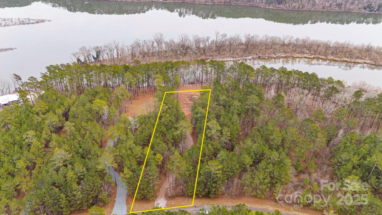 The Crossings - Land