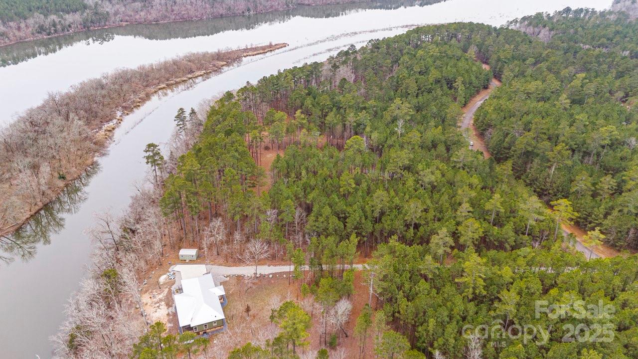 The Crossings - Land