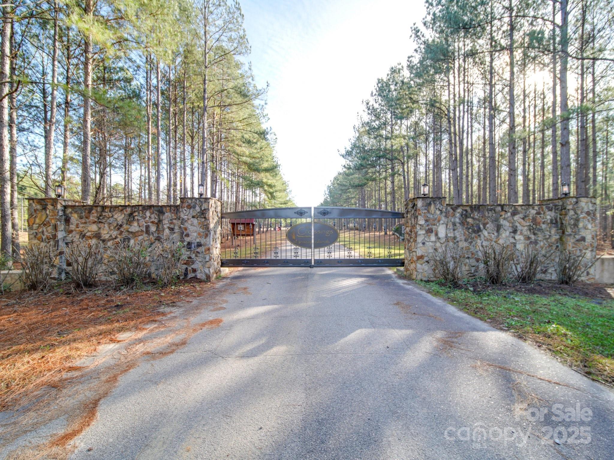 The Crossings - Land