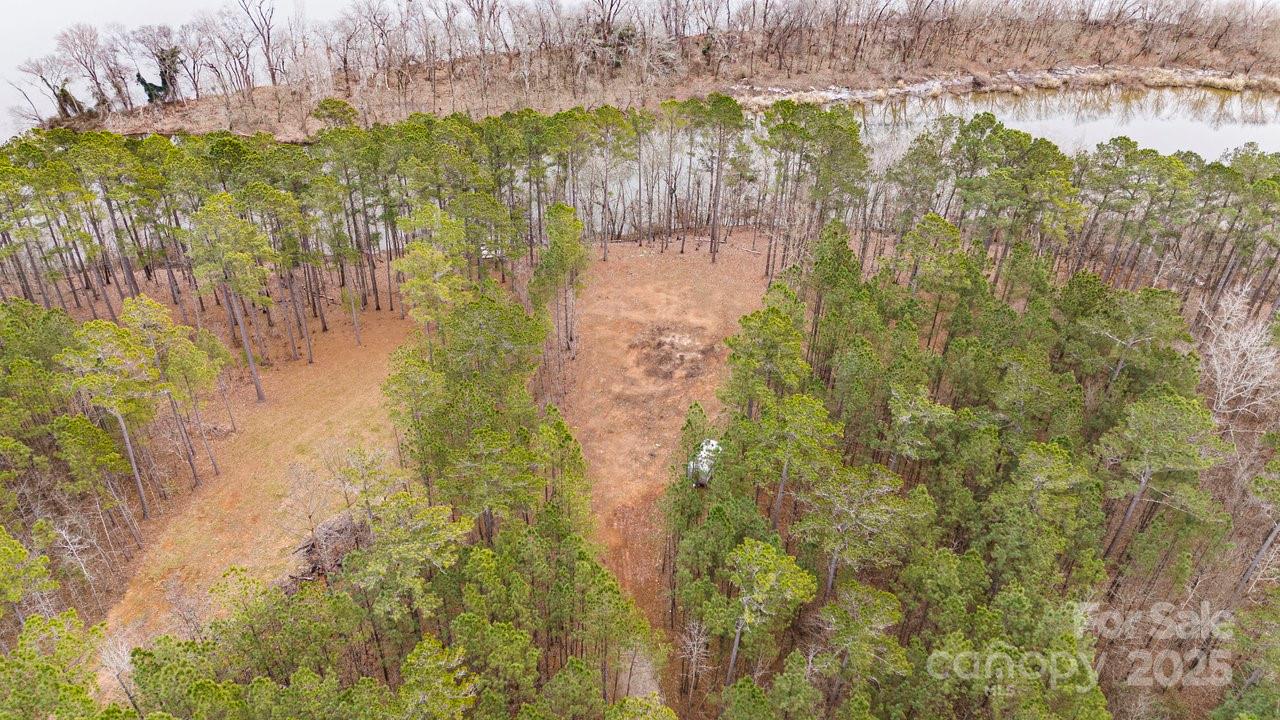 The Crossings - Land