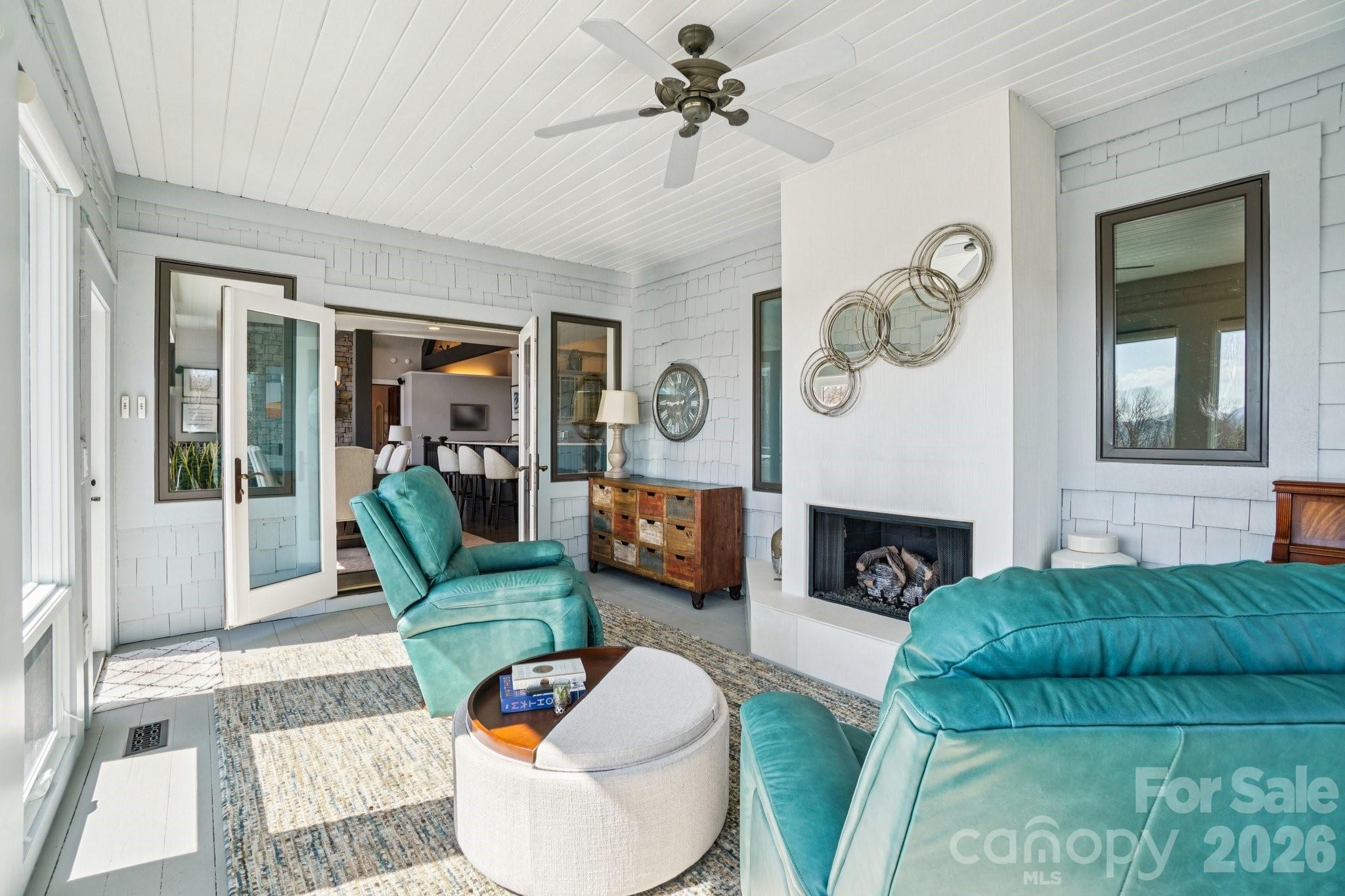 Champion Hills - Residential