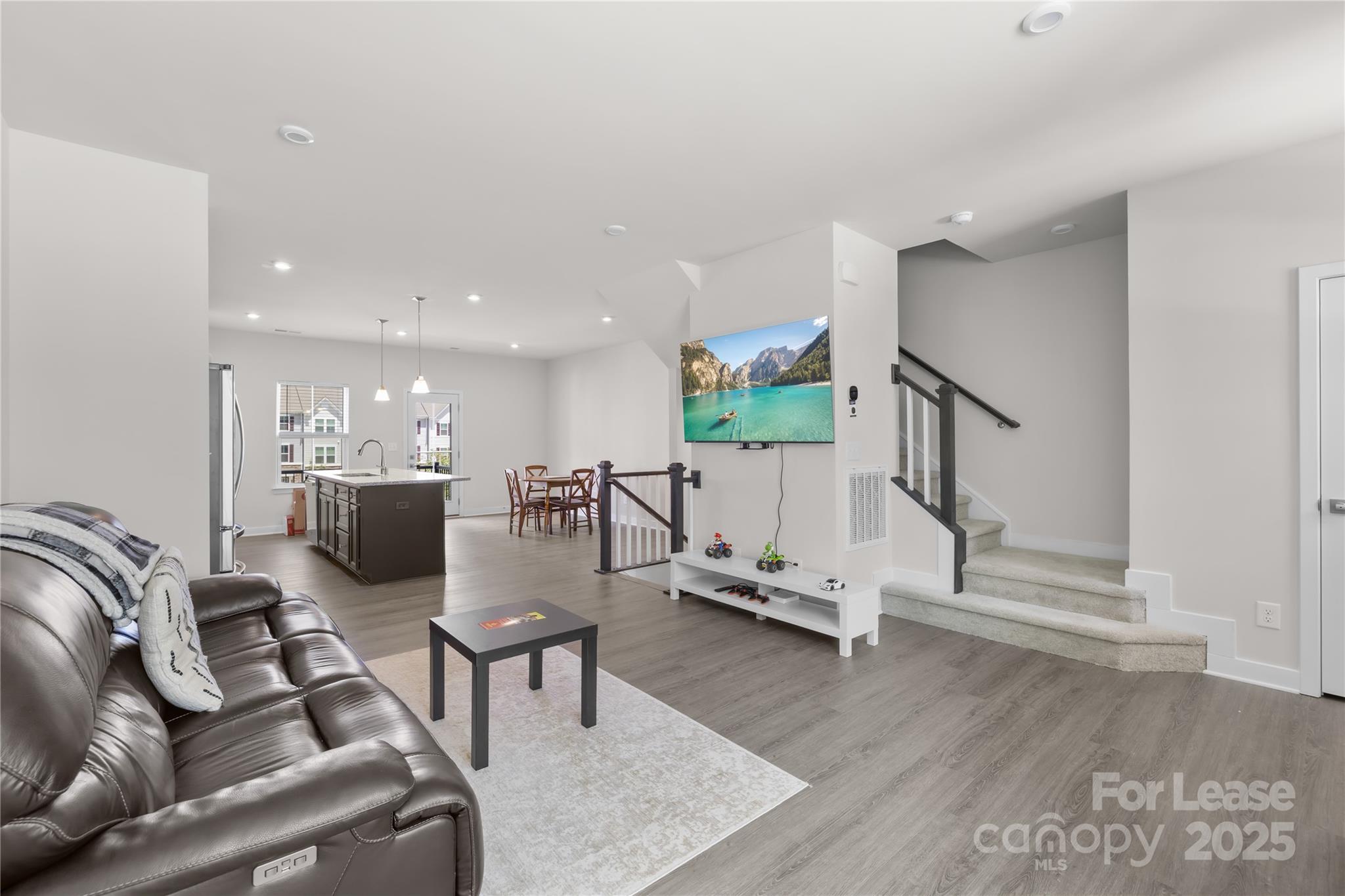 The Towns at Mallard Mills - Residential Lease