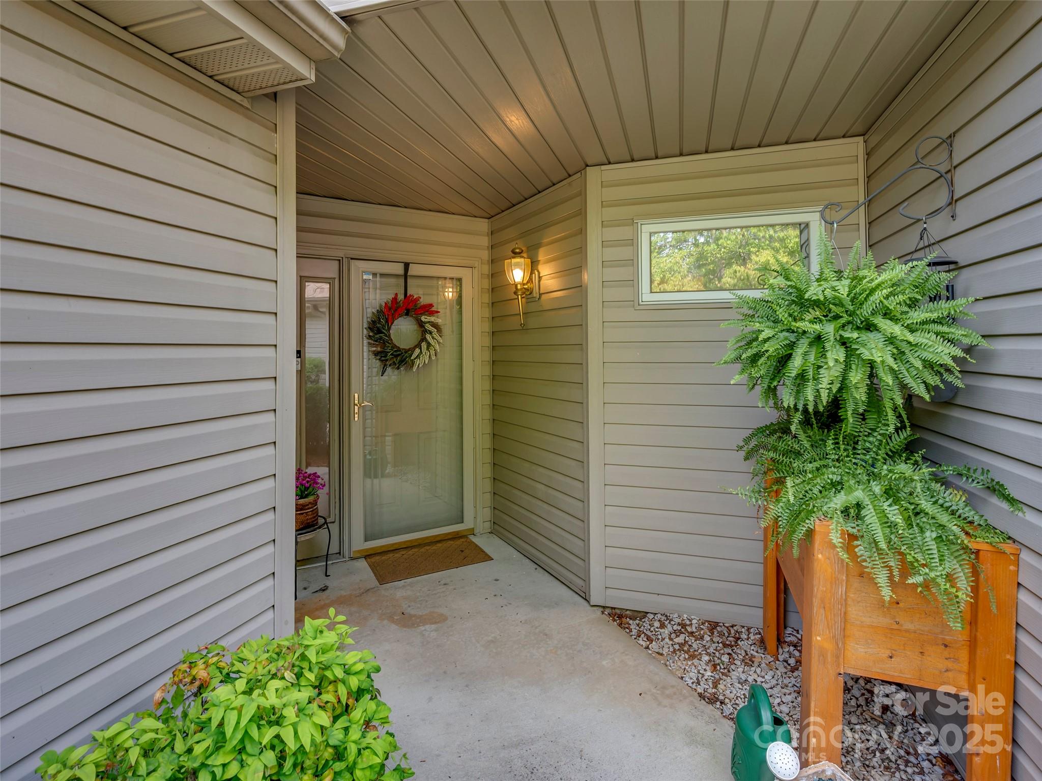 12 Tisha Lane