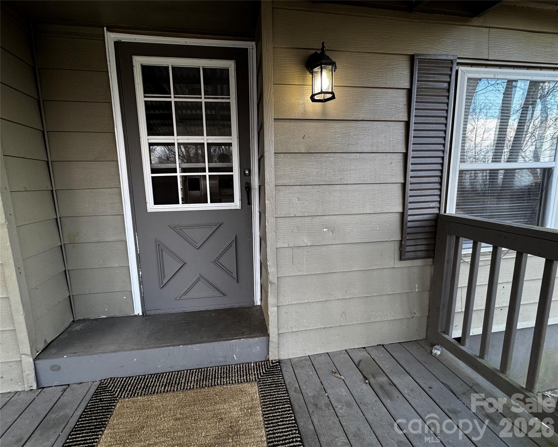 806 & 810 Hutch Mountain Road