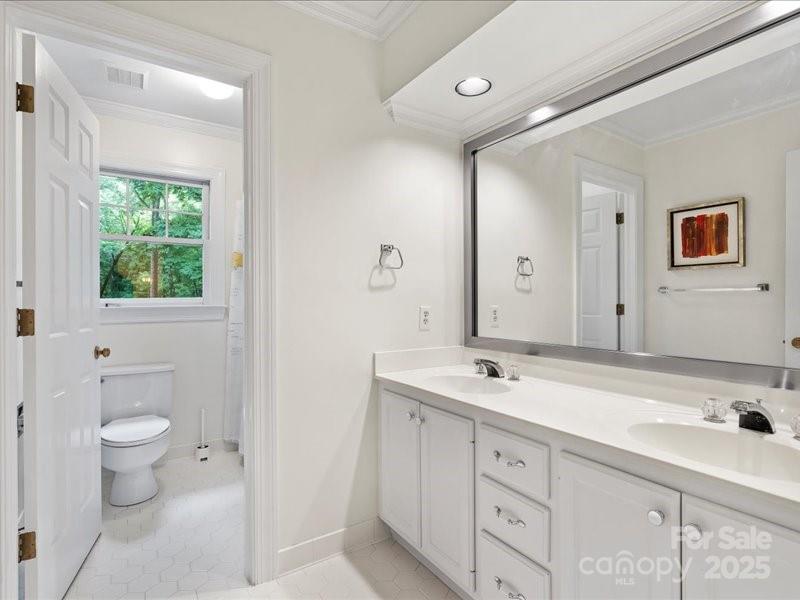 Huntcliffe - Residential