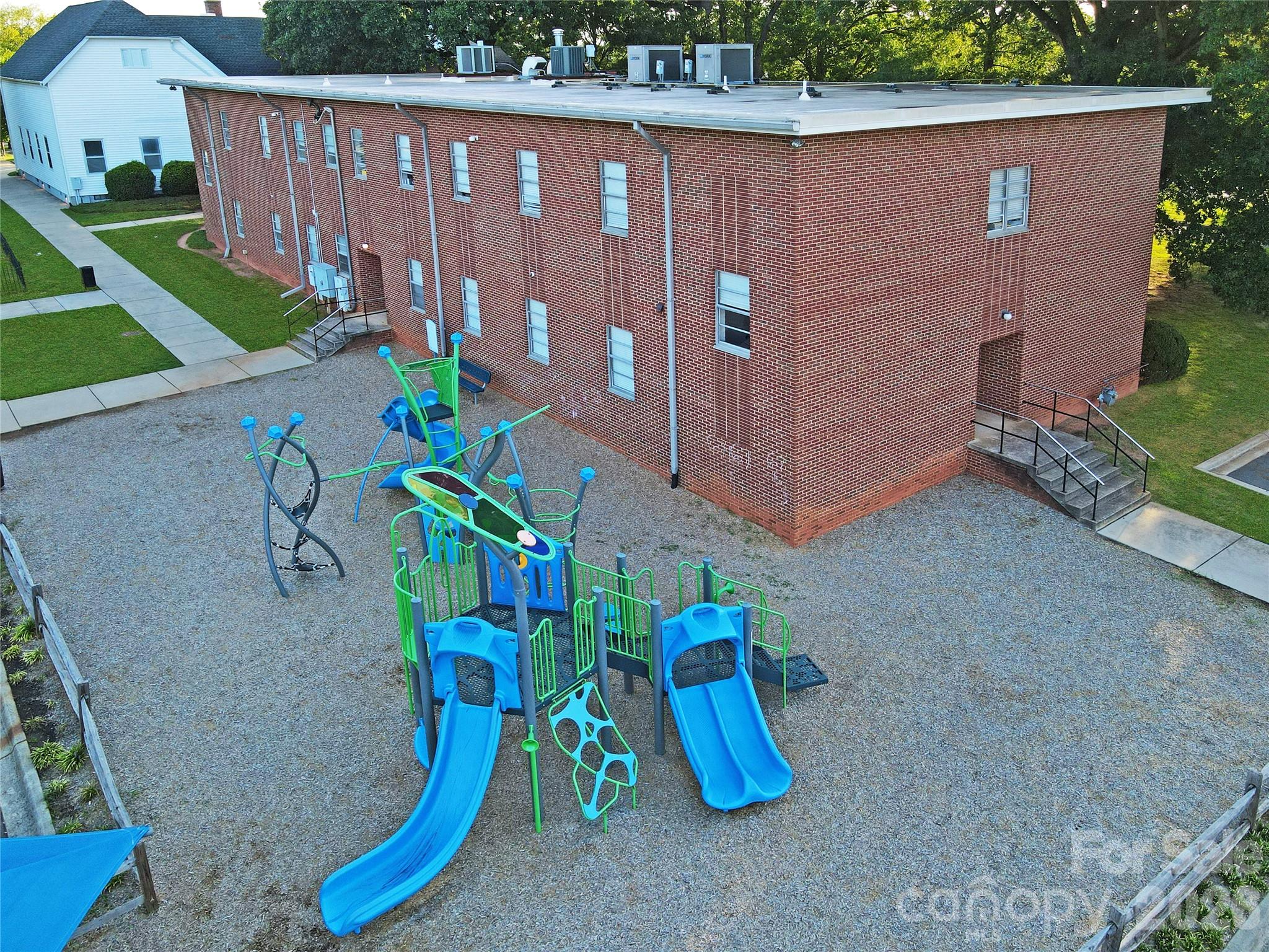 6210 Old Pineville Road