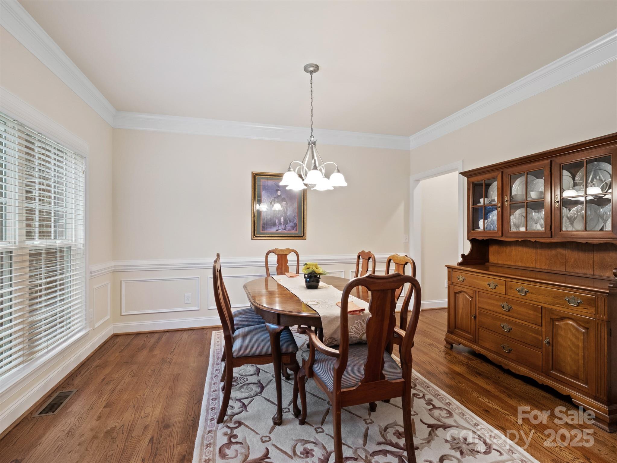 2695 Jameson Drive NW