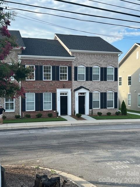 Memorial Hall - Residential