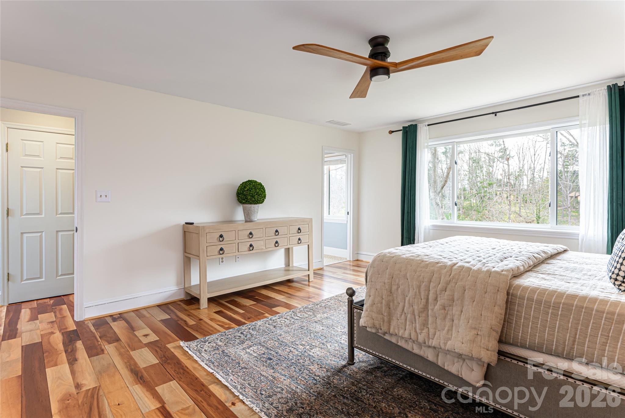 Woodland Hills - Residential
