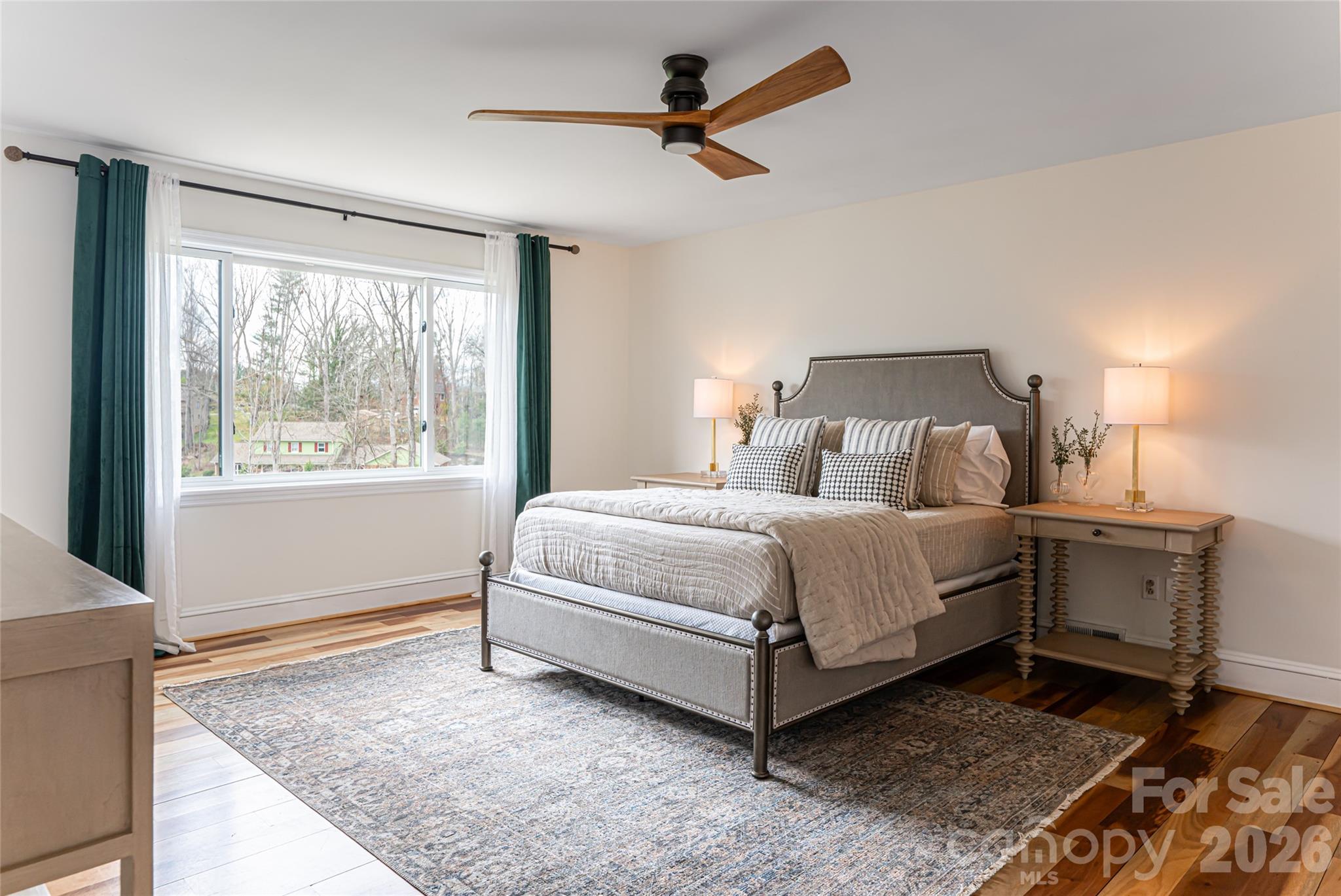Woodland Hills - Residential